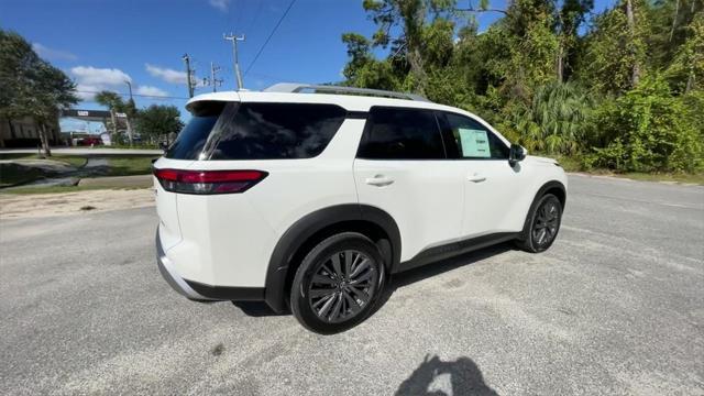 new 2024 Nissan Pathfinder car, priced at $47,180