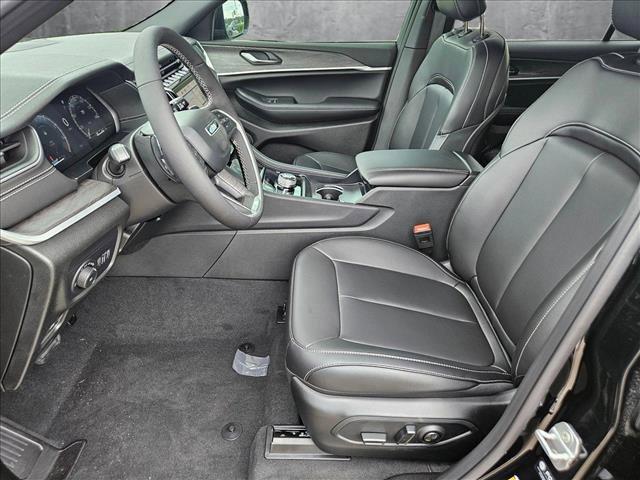 new 2025 Jeep Grand Cherokee L car, priced at $42,299