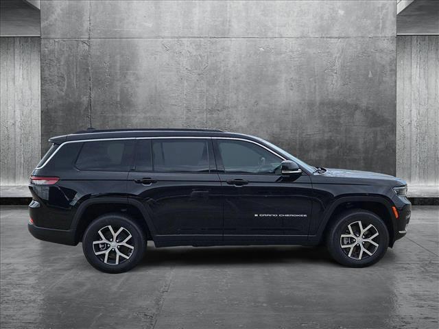 new 2025 Jeep Grand Cherokee L car, priced at $42,299