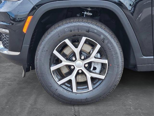 new 2025 Jeep Grand Cherokee L car, priced at $42,299