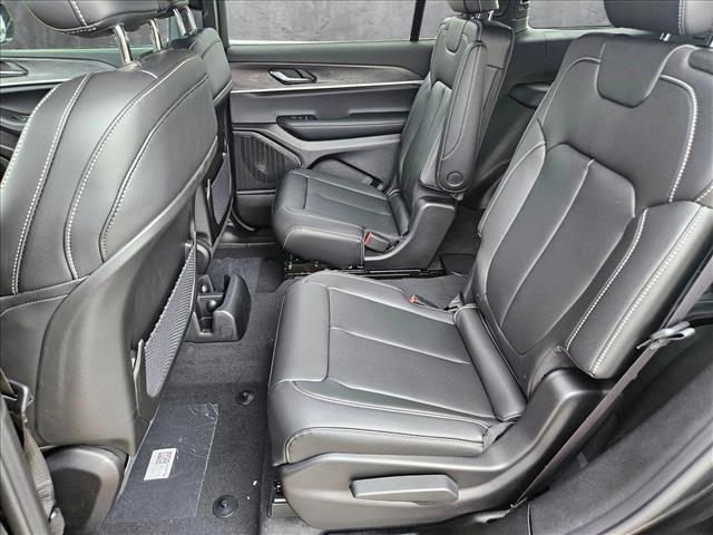 new 2025 Jeep Grand Cherokee L car, priced at $42,299