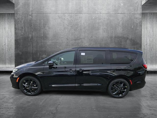 new 2025 Chrysler Pacifica car, priced at $51,791