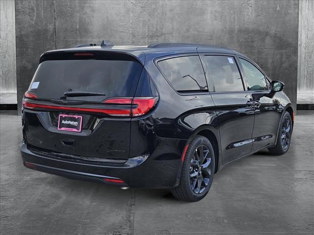 new 2025 Chrysler Pacifica car, priced at $51,791