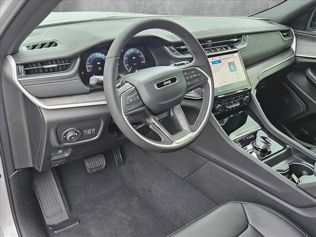 new 2025 Jeep Grand Cherokee car, priced at $45,735