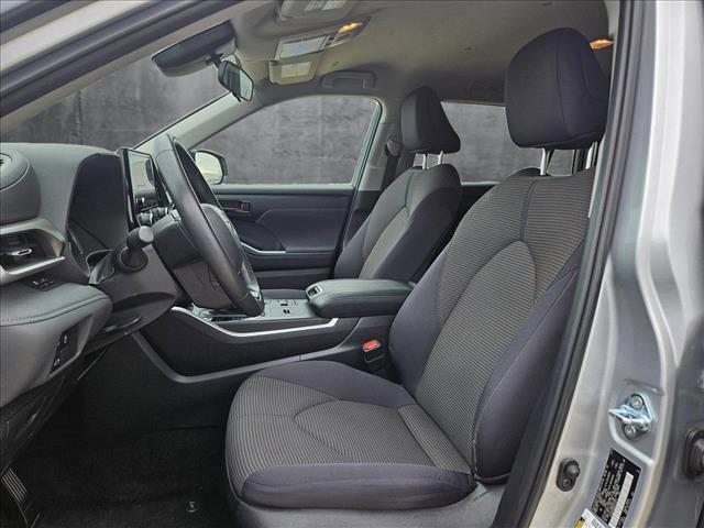 used 2024 Toyota Highlander car, priced at $35,993