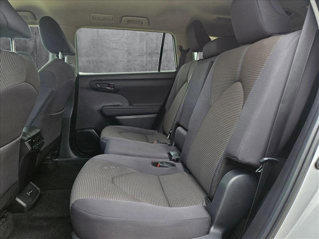 used 2024 Toyota Highlander car, priced at $35,993