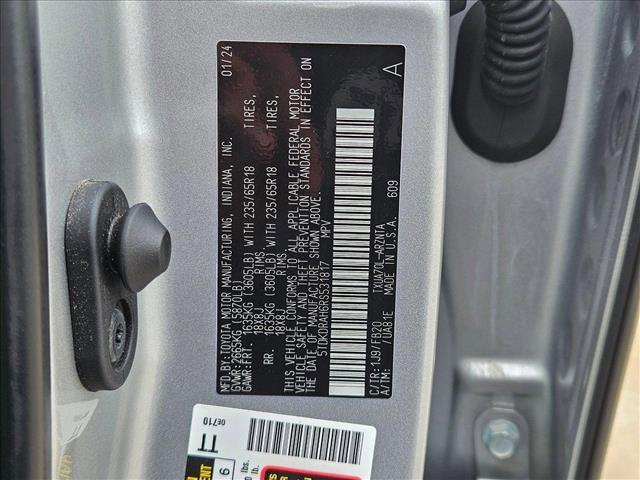 used 2024 Toyota Highlander car, priced at $35,993