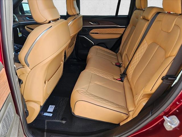 new 2025 Jeep Grand Cherokee car, priced at $55,993