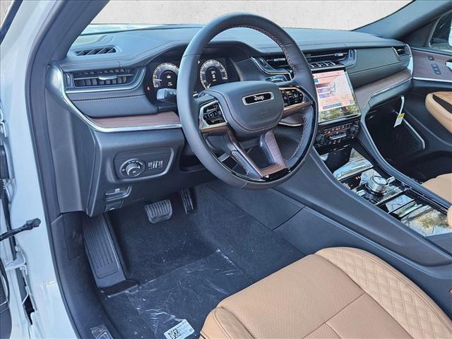new 2025 Jeep Grand Cherokee car, priced at $57,241