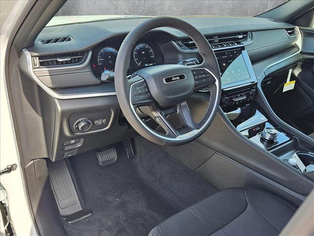 new 2025 Jeep Grand Cherokee L car, priced at $35,991