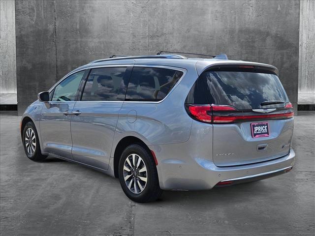 used 2021 Chrysler Pacifica Hybrid car, priced at $22,991