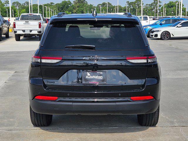 new 2024 Jeep Grand Cherokee car, priced at $38,777