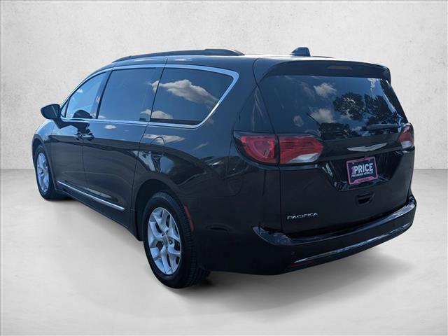 used 2017 Chrysler Pacifica car, priced at $13,998