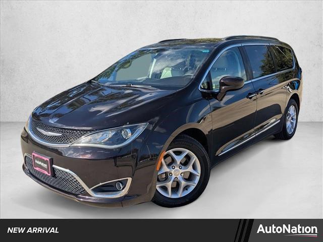 used 2017 Chrysler Pacifica car, priced at $13,998