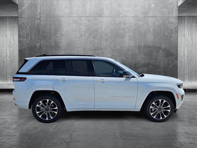 new 2025 Jeep Grand Cherokee car, priced at $50,490