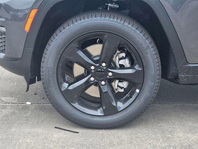 new 2025 Jeep Grand Cherokee L car, priced at $44,084