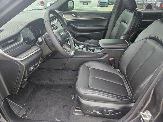 new 2025 Jeep Grand Cherokee L car, priced at $44,084