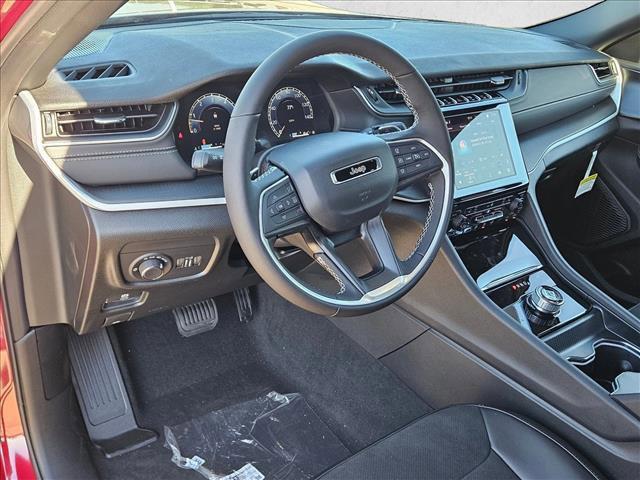 new 2025 Jeep Grand Cherokee L car, priced at $39,201
