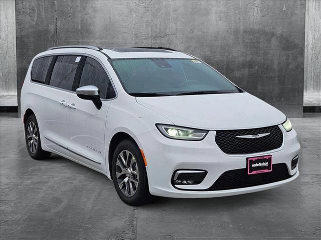 new 2025 Chrysler Pacifica car, priced at $53,980