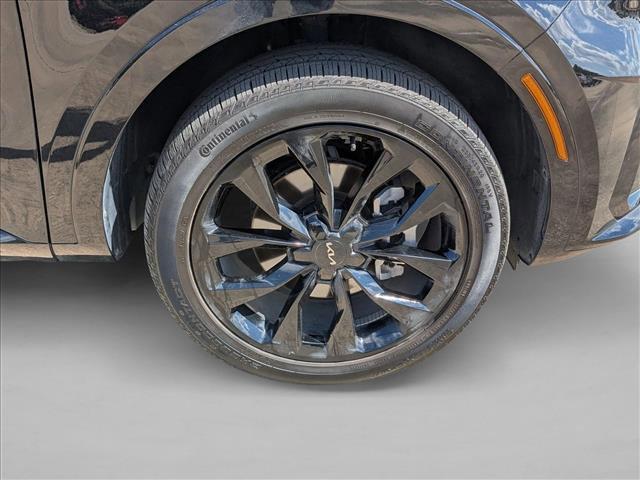 used 2023 Kia Sorento car, priced at $32,792