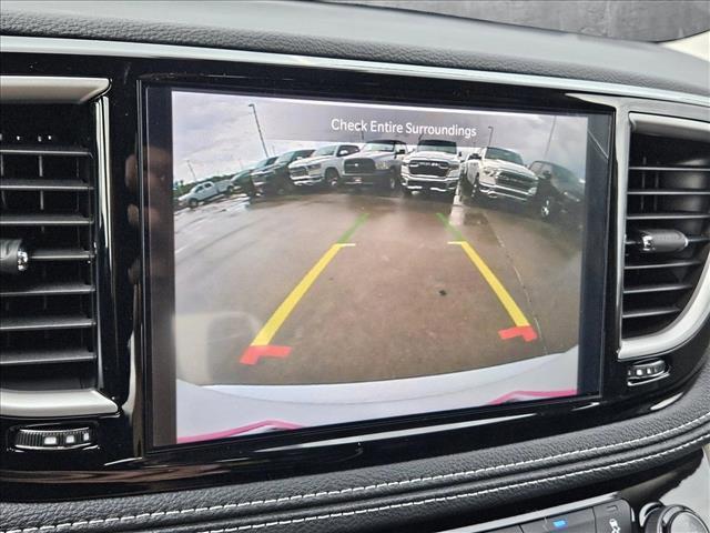 new 2024 Chrysler Pacifica car, priced at $36,999