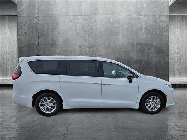 new 2024 Chrysler Pacifica car, priced at $36,999