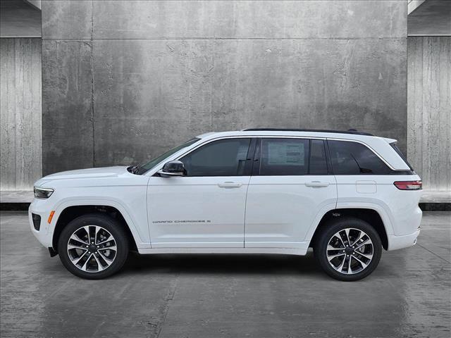 new 2025 Jeep Grand Cherokee car, priced at $47,999