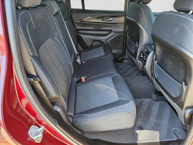 used 2025 Jeep Grand Cherokee car, priced at $31,995