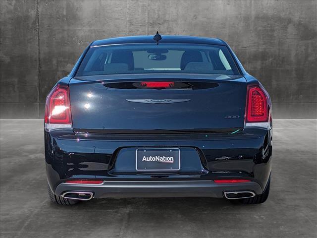 new 2023 Chrysler 300 car, priced at $33,039