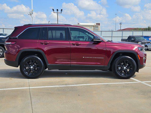 used 2024 Jeep Grand Cherokee car, priced at $36,491