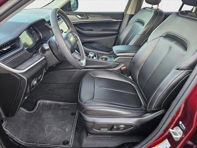 used 2024 Jeep Grand Cherokee car, priced at $35,991