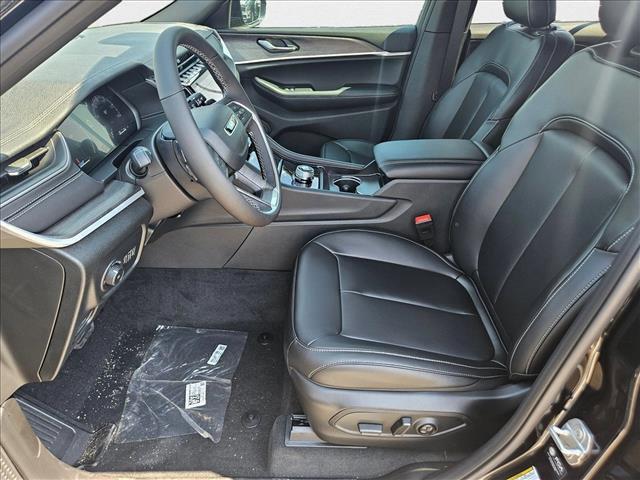 new 2025 Jeep Grand Cherokee car, priced at $39,341