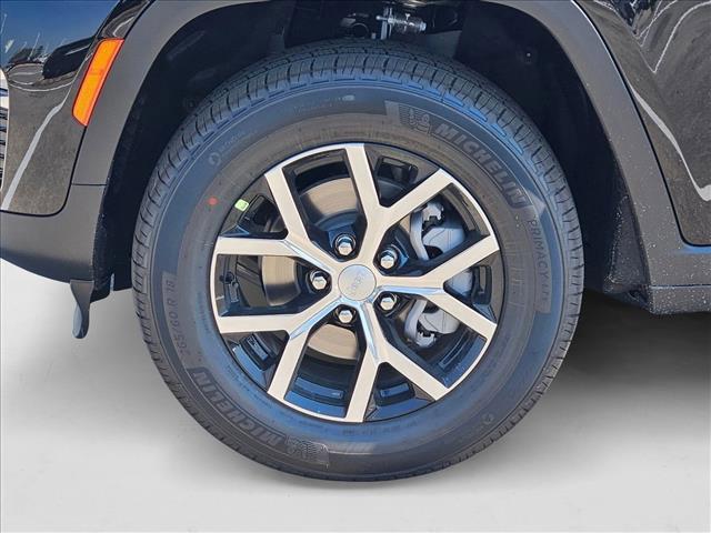 new 2025 Jeep Grand Cherokee car, priced at $39,341