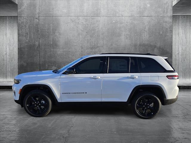 new 2025 Jeep Grand Cherokee car, priced at $47,440