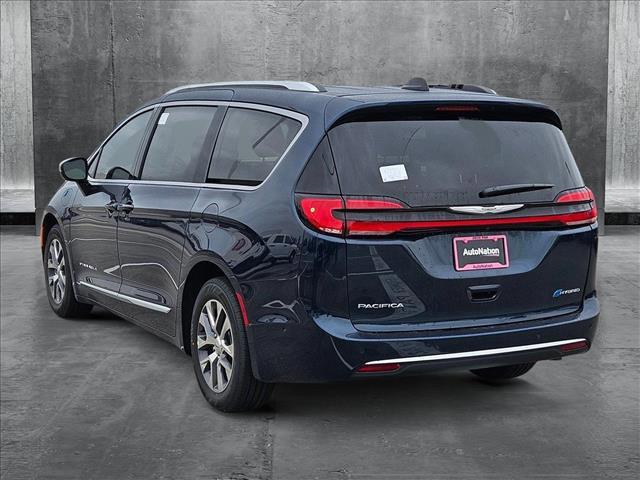 new 2025 Chrysler Pacifica car, priced at $54,475