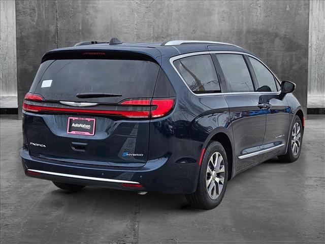 new 2025 Chrysler Pacifica car, priced at $54,475