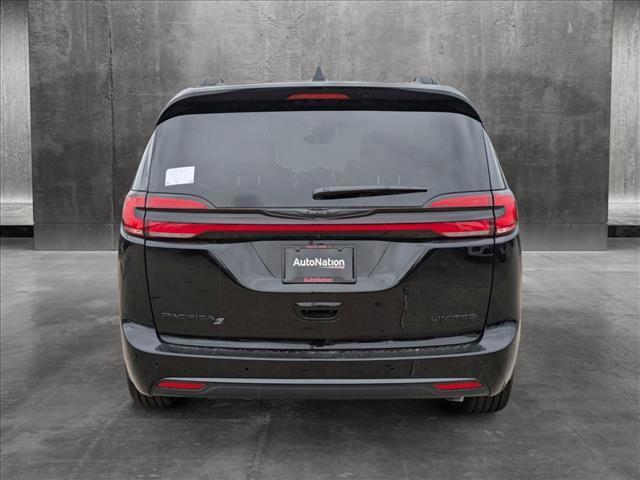 new 2025 Chrysler Pacifica car, priced at $53,370