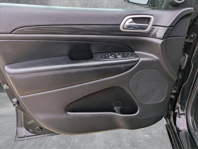 used 2020 Jeep Grand Cherokee car, priced at $17,526