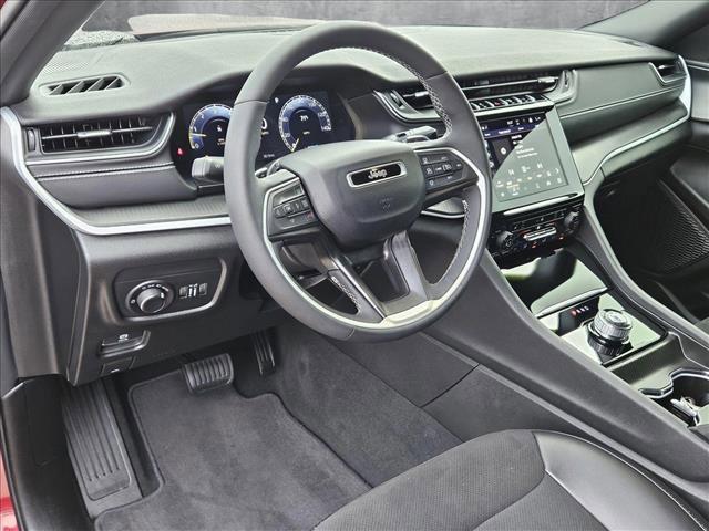 new 2024 Jeep Grand Cherokee car, priced at $38,277