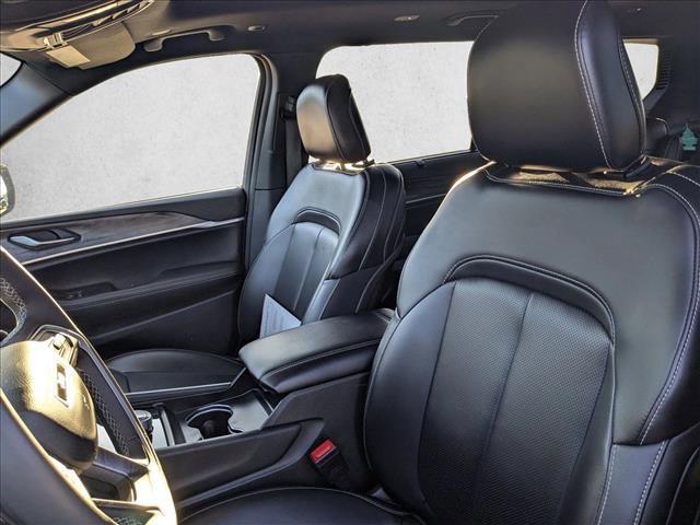 used 2024 Jeep Grand Cherokee L car, priced at $33,491