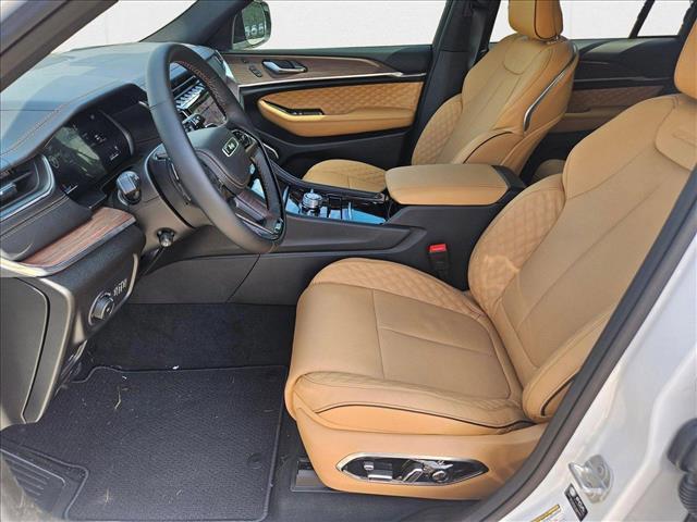 new 2025 Jeep Grand Cherokee car, priced at $51,741