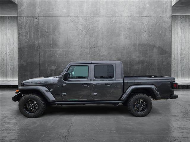 new 2025 Jeep Gladiator car, priced at $43,391