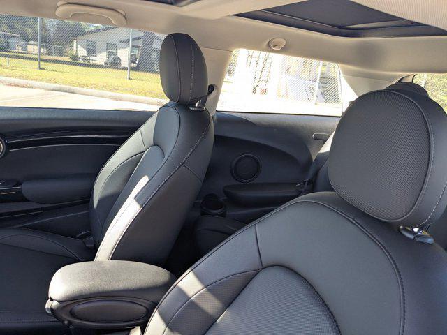 used 2023 MINI Hardtop car, priced at $21,891