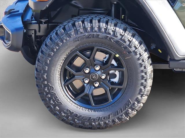 new 2025 Jeep Wrangler car, priced at $45,882