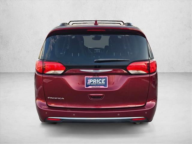 used 2020 Chrysler Pacifica car, priced at $13,724