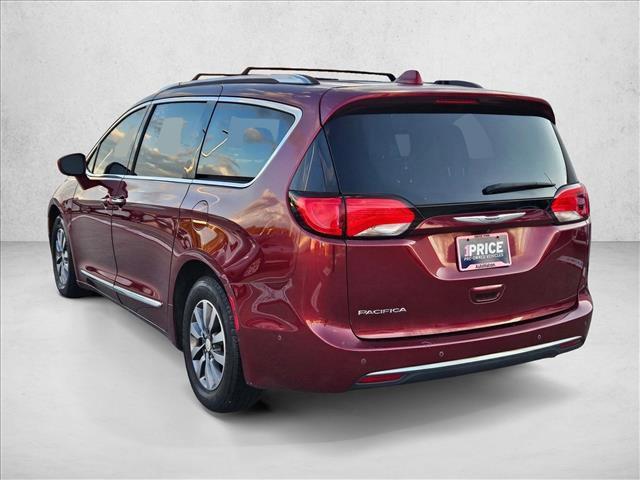 used 2020 Chrysler Pacifica car, priced at $13,724
