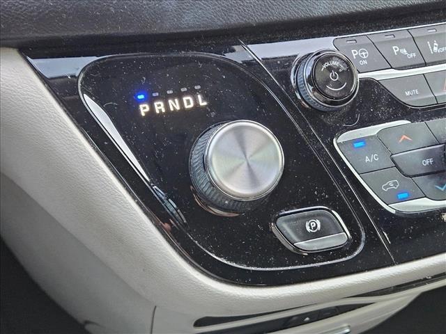 used 2020 Chrysler Pacifica car, priced at $13,724