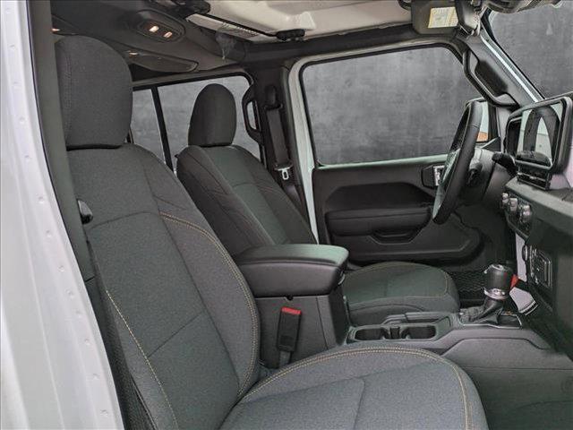 new 2025 Jeep Wrangler car, priced at $44,071