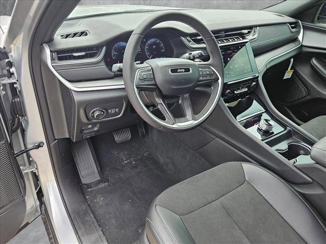 new 2025 Jeep Grand Cherokee L car, priced at $42,499