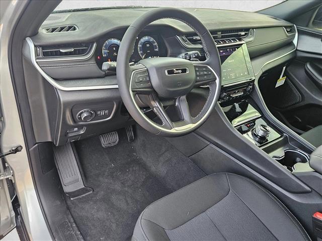 new 2025 Jeep Grand Cherokee L car, priced at $35,957